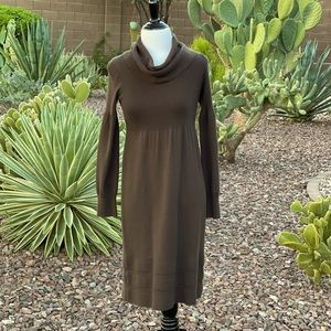 ANN TAYLOR EMPIRE WAIST KNIT DRESS